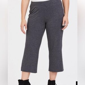 Torrid Grey Rib Knit Culotte Pant, Size 1 Torrid, 1X, XL/XXL, 16, Comfy & Chic